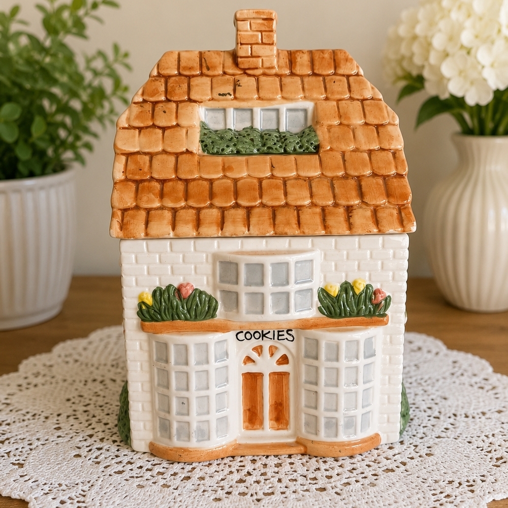 Ceramic Cookie Jar Cottage - White & Terracotta